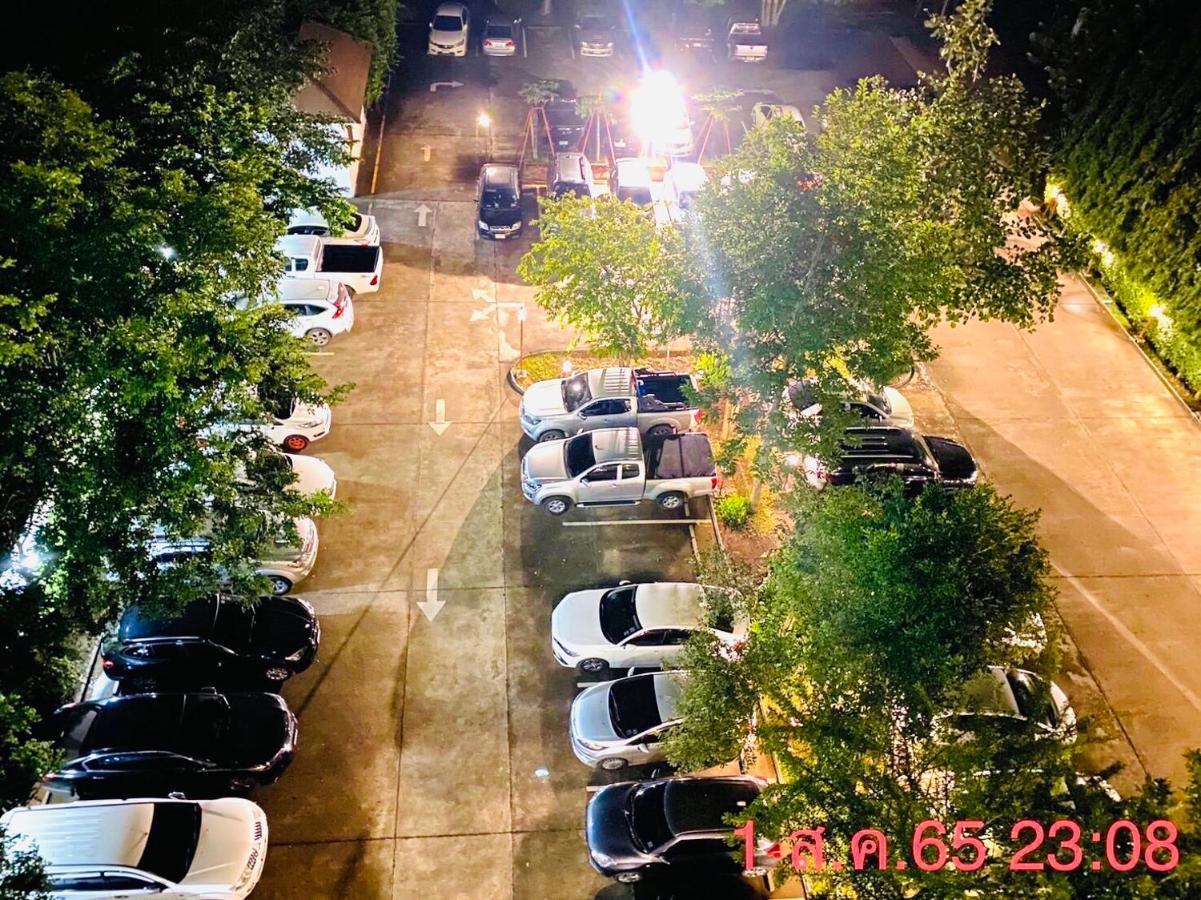 The Green Residence 304 Si Maha Phot エクステリア 写真
