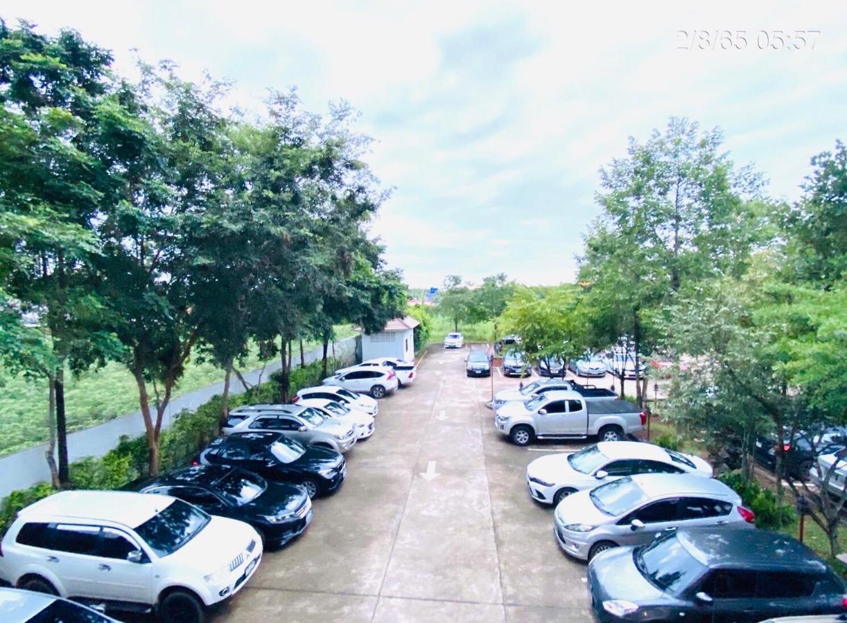 The Green Residence 304 Si Maha Phot エクステリア 写真